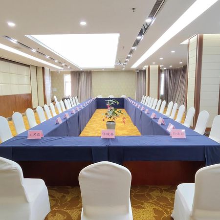 Sun Moon Lake Hotel Dalian Exterior photo